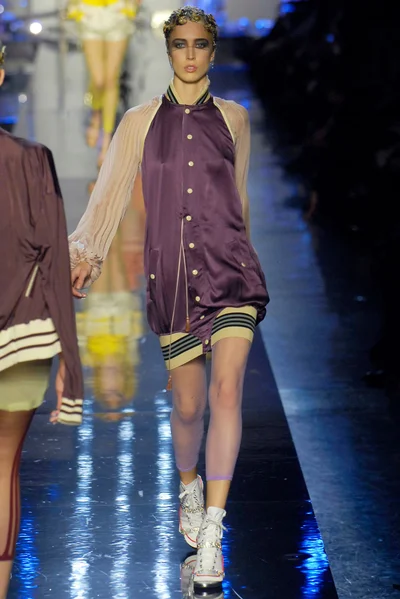 Look 64